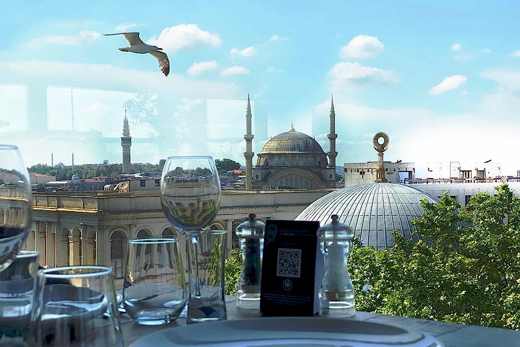 LotiPoints restaurant experience in Bakı Old City