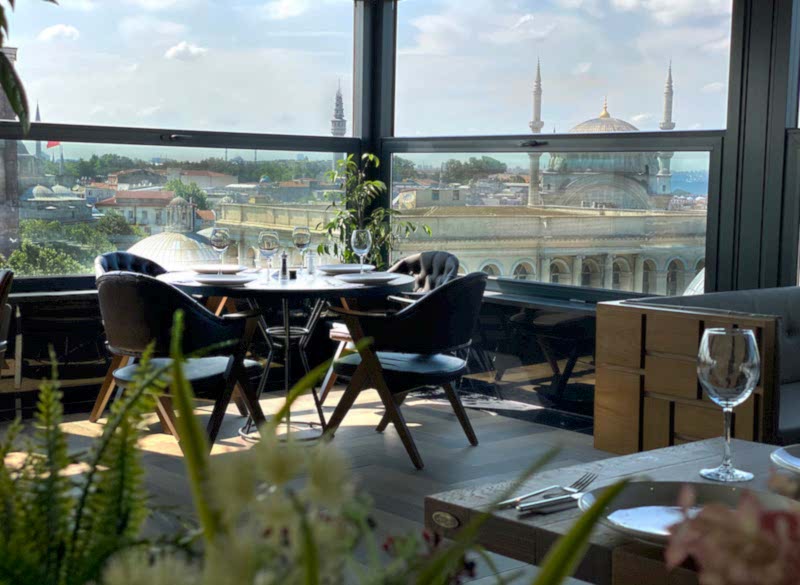 LotiPoints restaurant experience in Bakı Old City