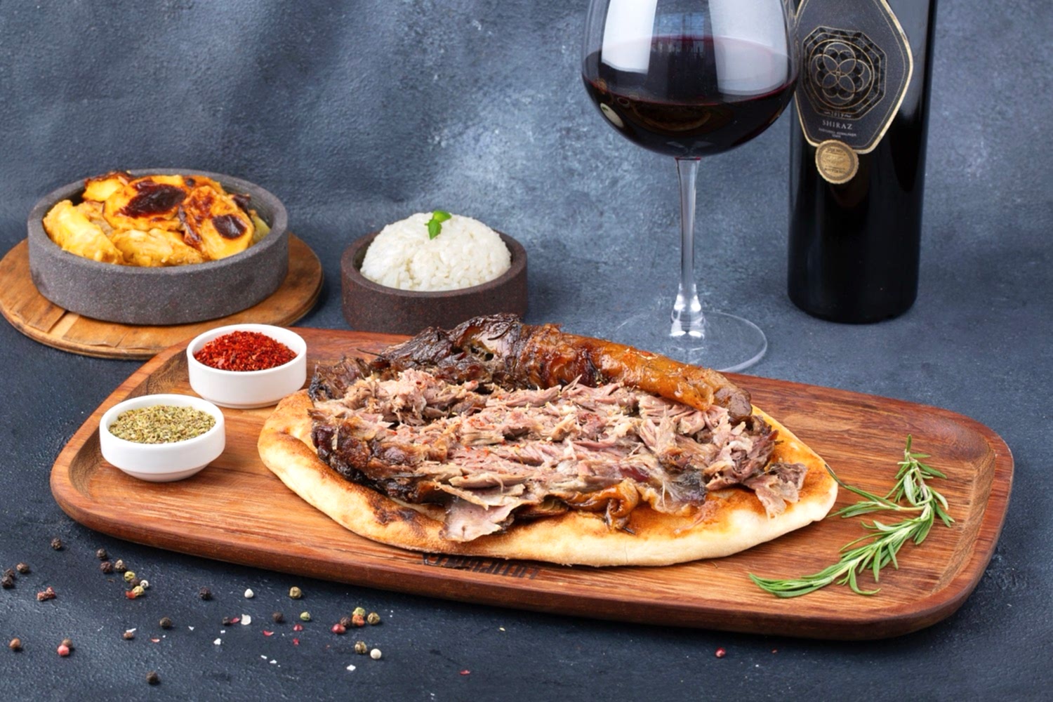 Turkish food in Sultanahmet with slow lamb at LotiPoints